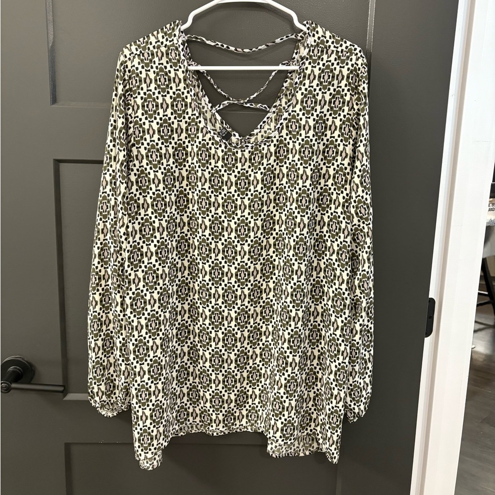 Maurices Black and Cream Leopard Print Blouse